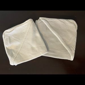 Coyuchi Organic Mediterranean Hooded Baby Towel 0-24 months